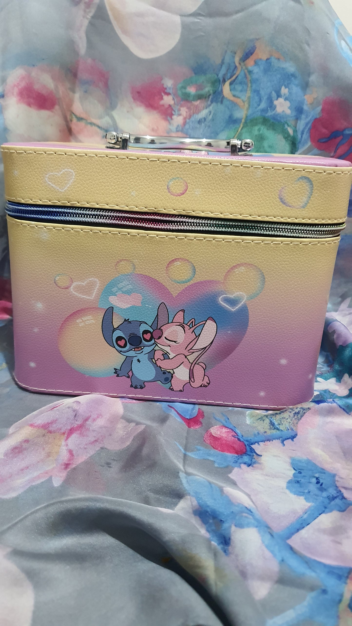 Beauty case di Stitch