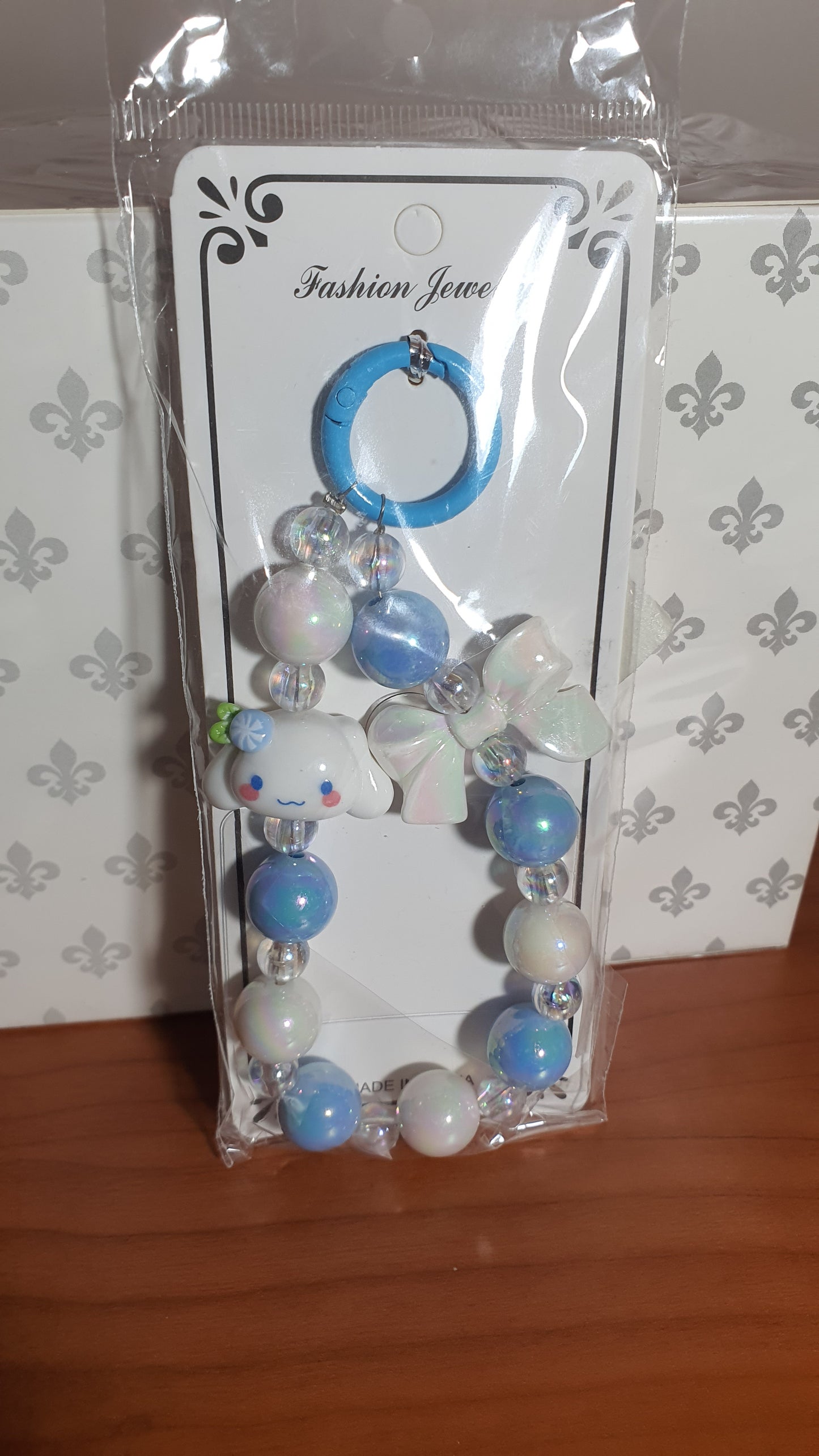 Ciondolo portachiavi o telefono