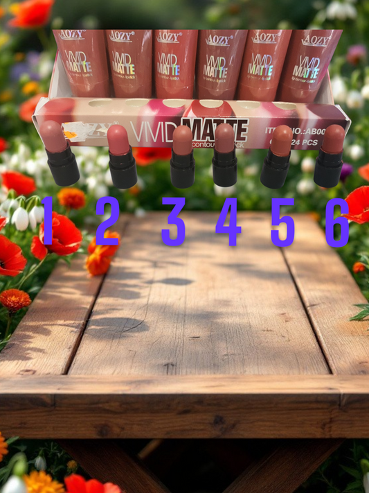 Lip contour + lip stick